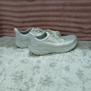 Hoka Clifton 8 Women's  All White Running Shoes Size 13~ in excellent condition☆